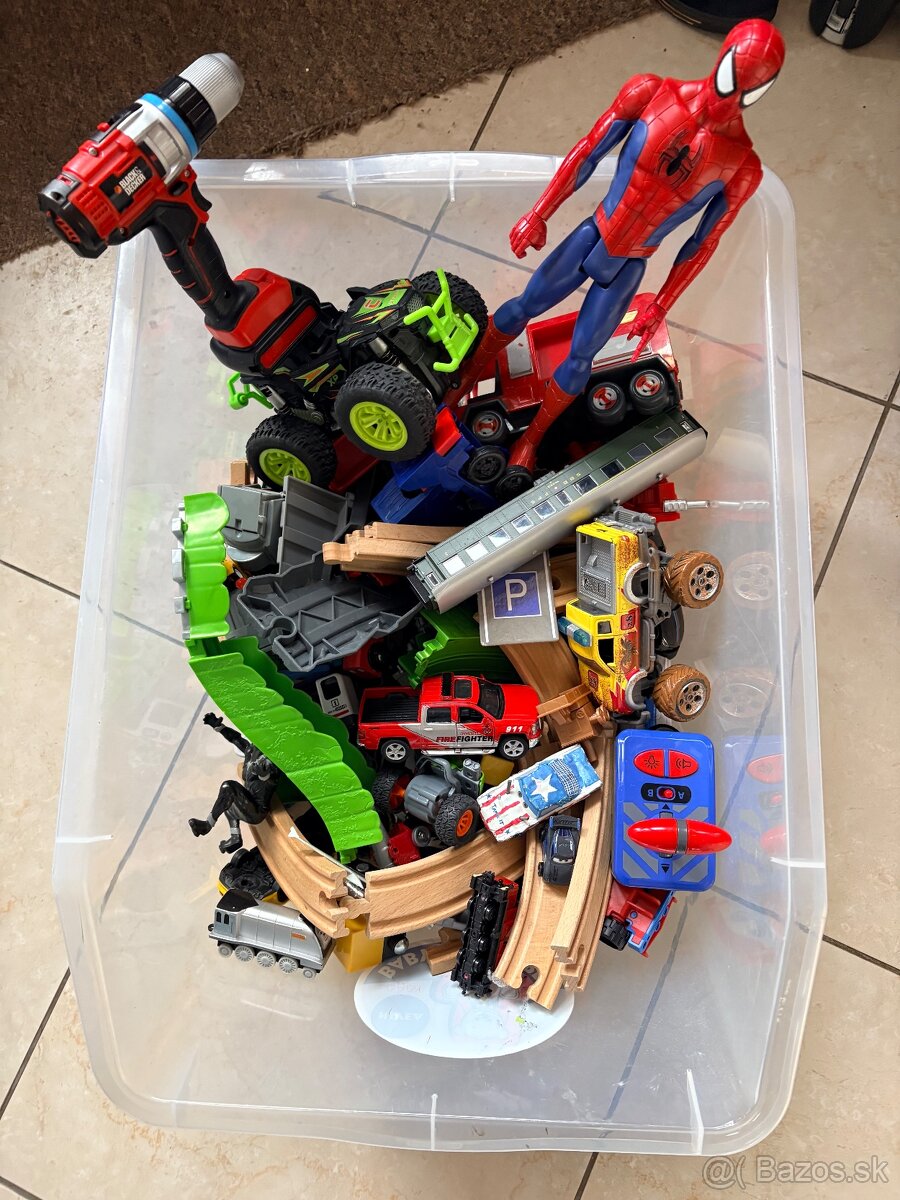 Predám detské hračky prevažne pre chlapca