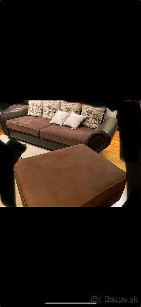 Sedacia súprava / gauč s taburetkou
