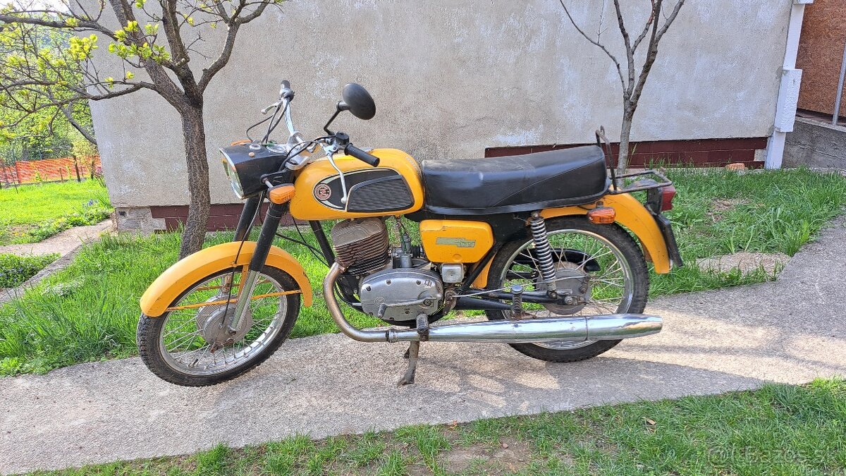 ČZ 175 typ 477, r.v. 1972 - s TP a ŠPZ