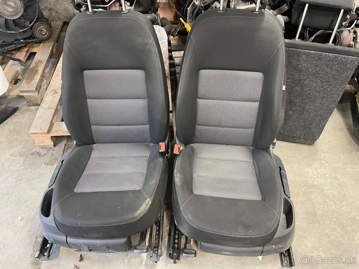 Sedačky Octavia 2 vyhrievané aj airbag