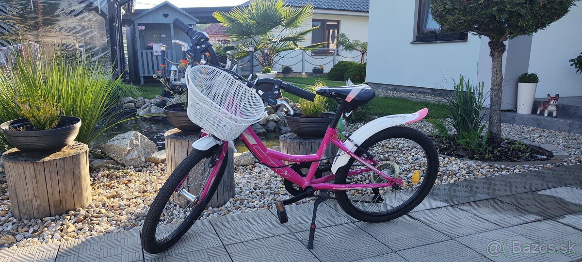 Predám dievčenský bicykel