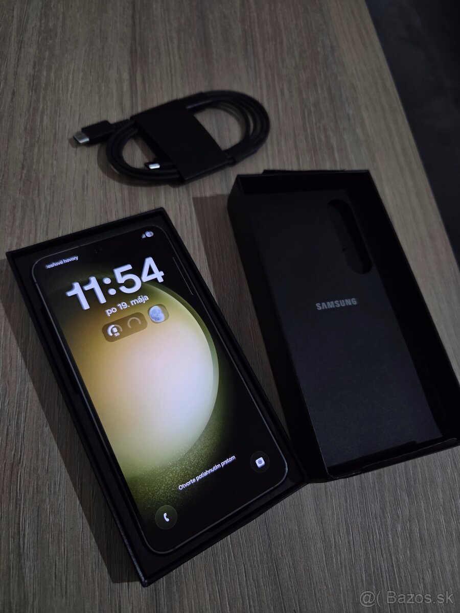 Samsung galaxy s23 256gb