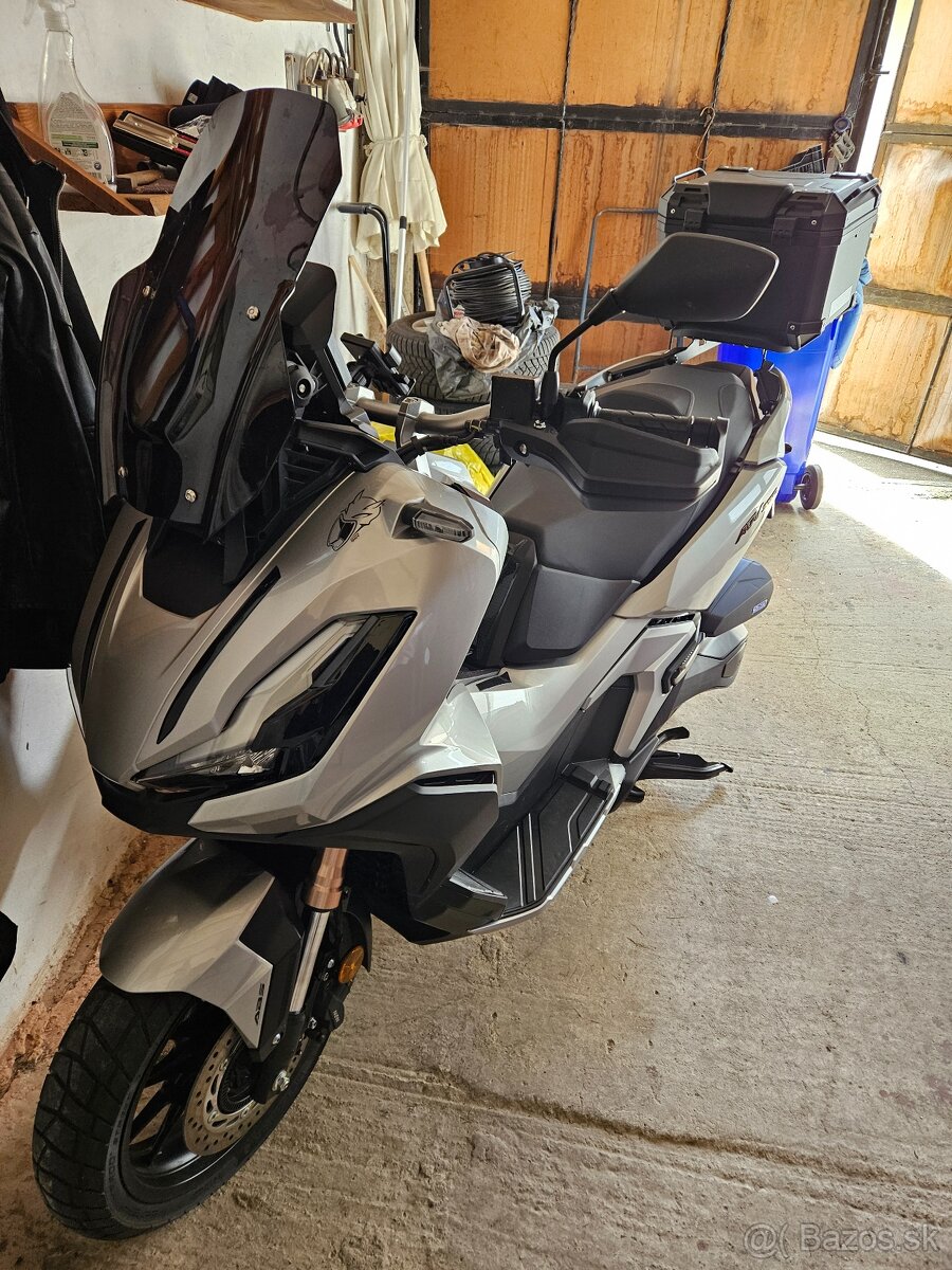Honda adv 350 Vymenim