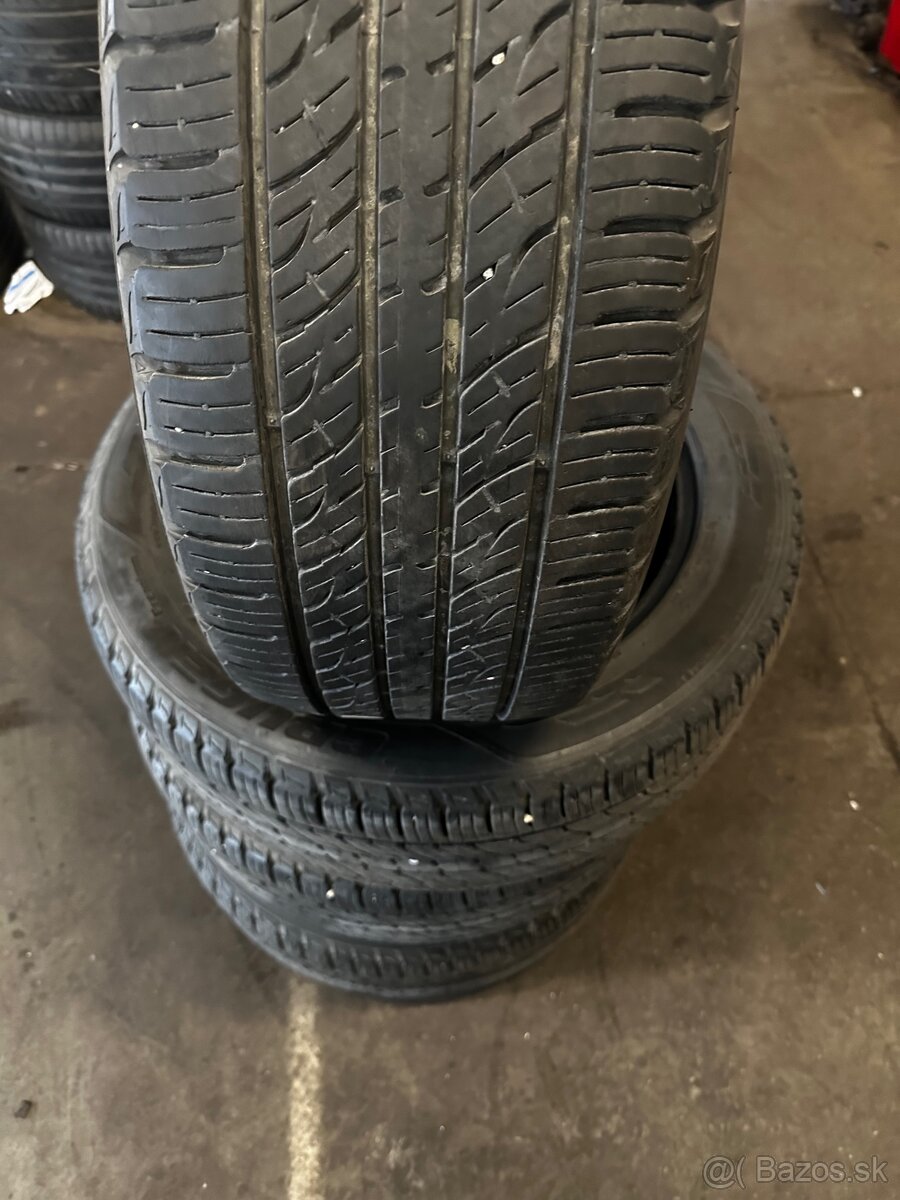 LETNÁ SADA 235/55 R18 KUMHO CRUGEN PREMIUM