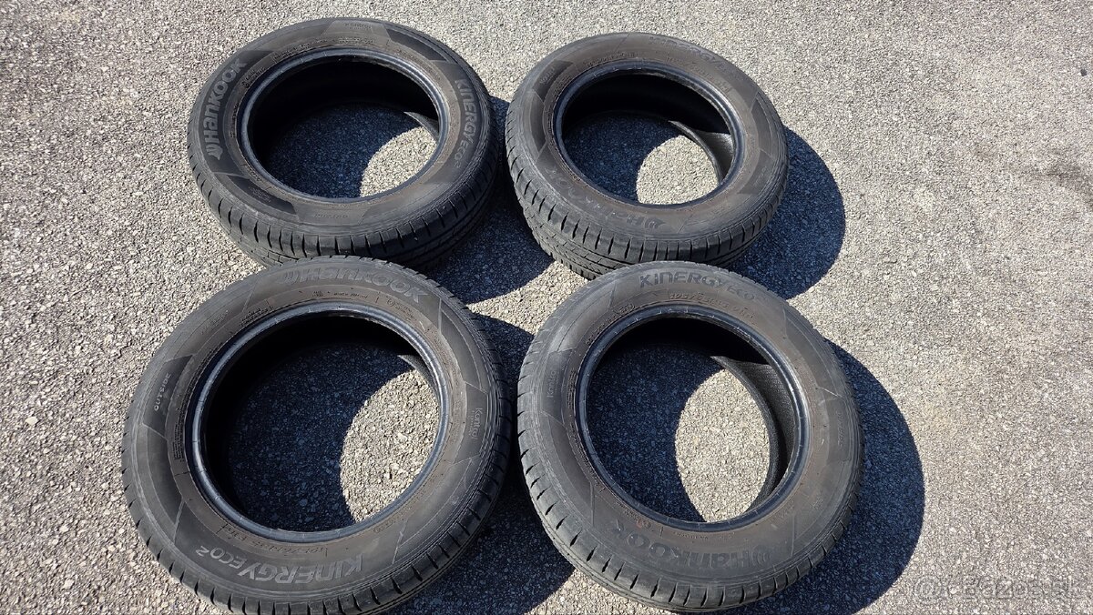 Pneu 195/65R15