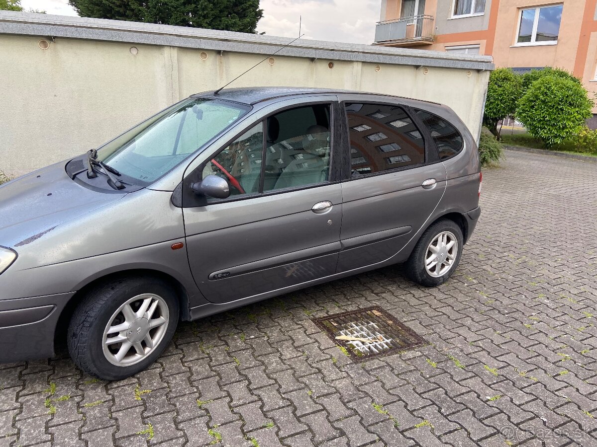 Renalt scenic 1.6 16v rok. 2003