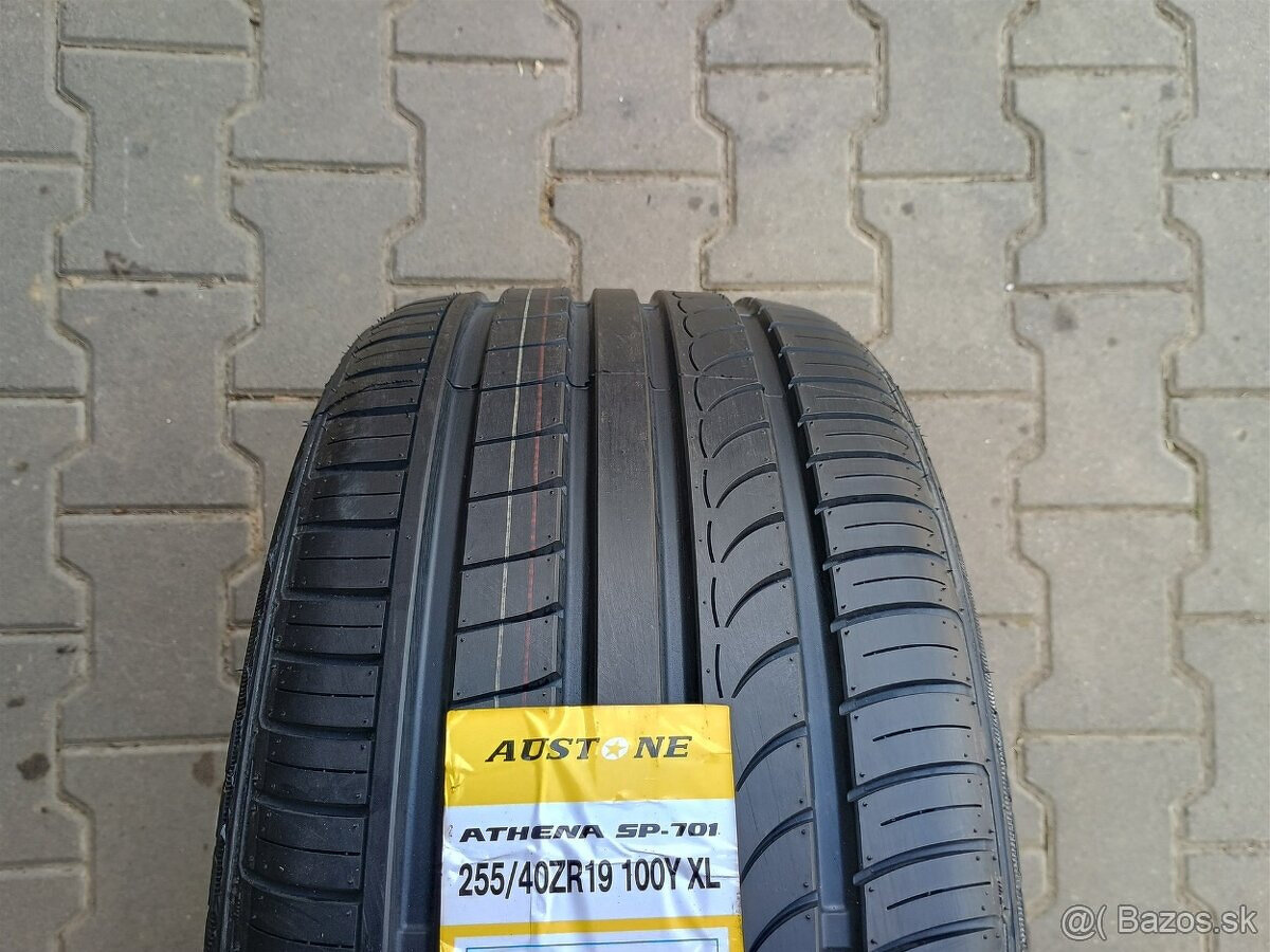 Letné pneu Austone Athena 255/40 R19 XL
