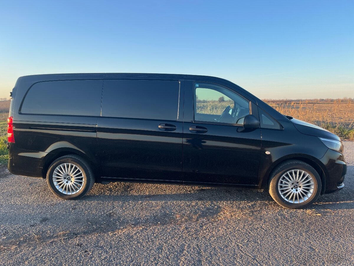 Mercedes Benz Vito