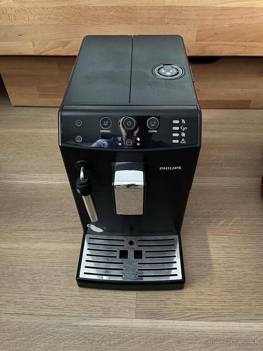 Kávovar Philips HD8821