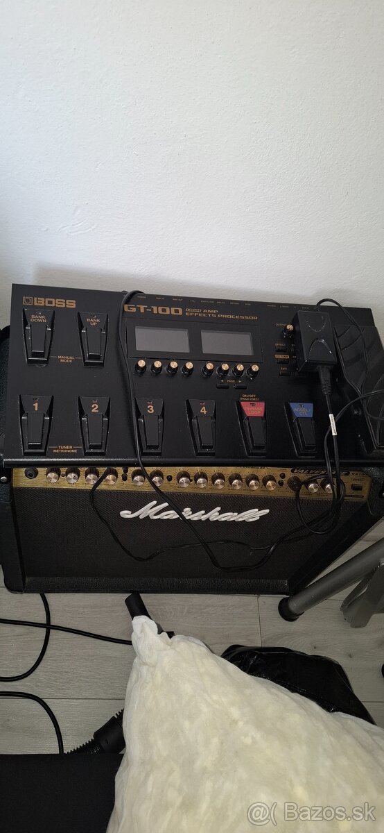 BOSS GT 100