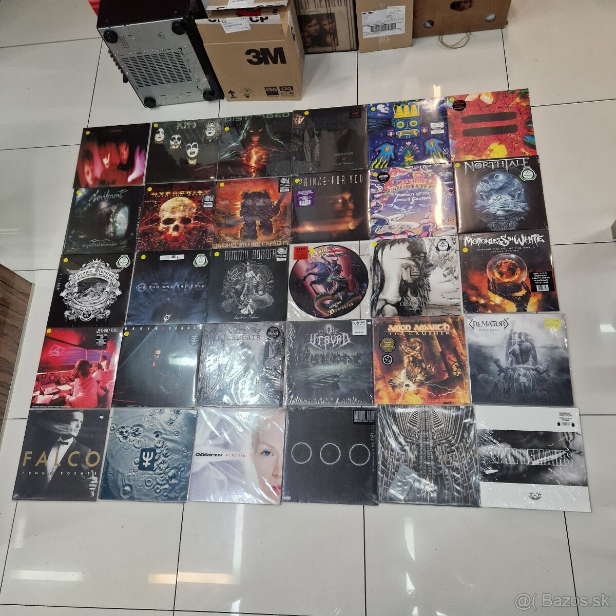 nové LP-čky...THE CURE,KISS,DISTURBED,GARY NUMAN,SANTANA.