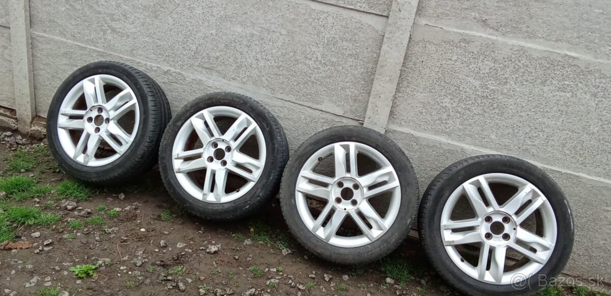 Zdravim mám na predaj elektroni r.17 dobrom stave