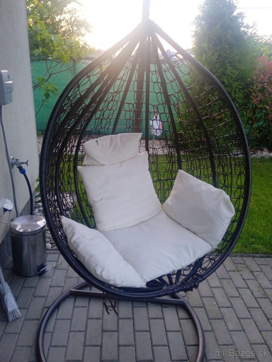 Hojdacie kreslo z Kondela