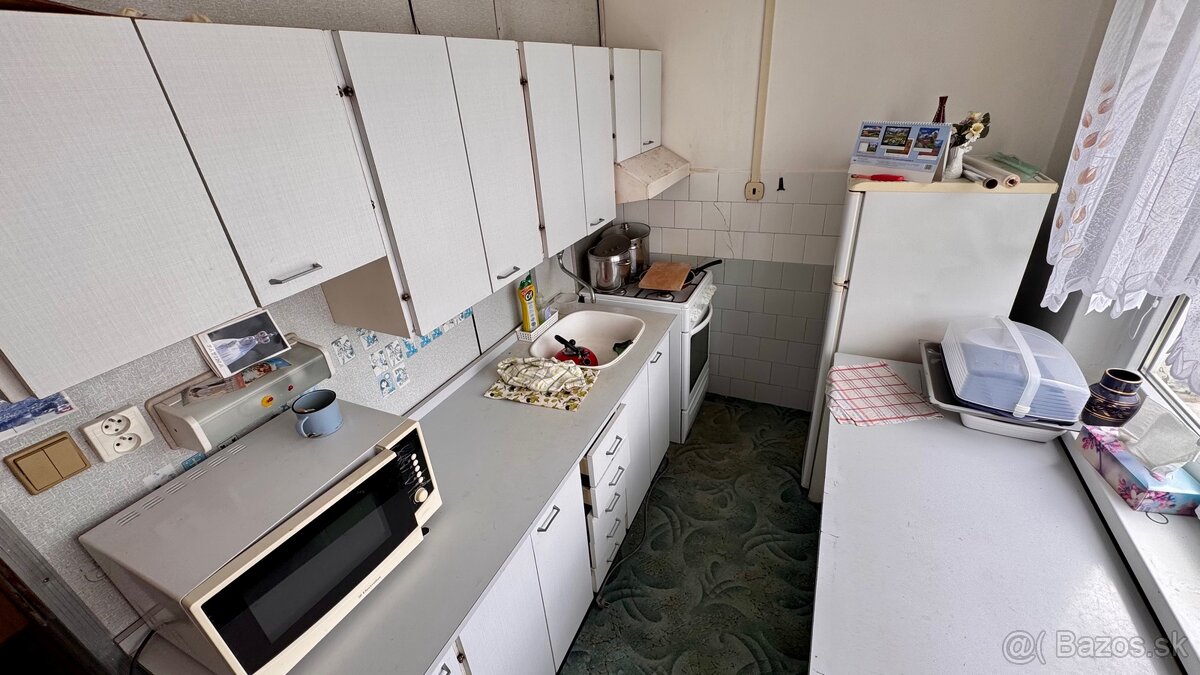 Na predaj: 3-izbový byt s balkónom – Poprad, Starý Juh