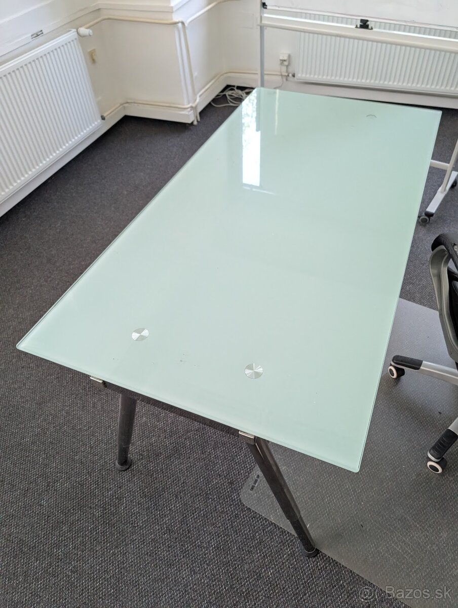 Moderný sklenený stôl IKEA Galant (160x80 cm) v Prievidzi