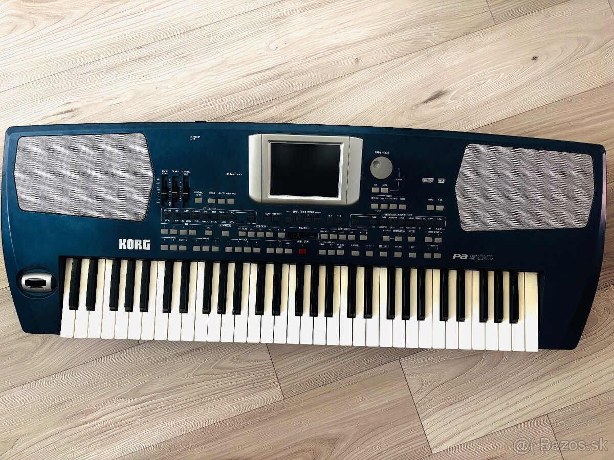 PREDAM KORG PA500+ SD karta 2GB originál