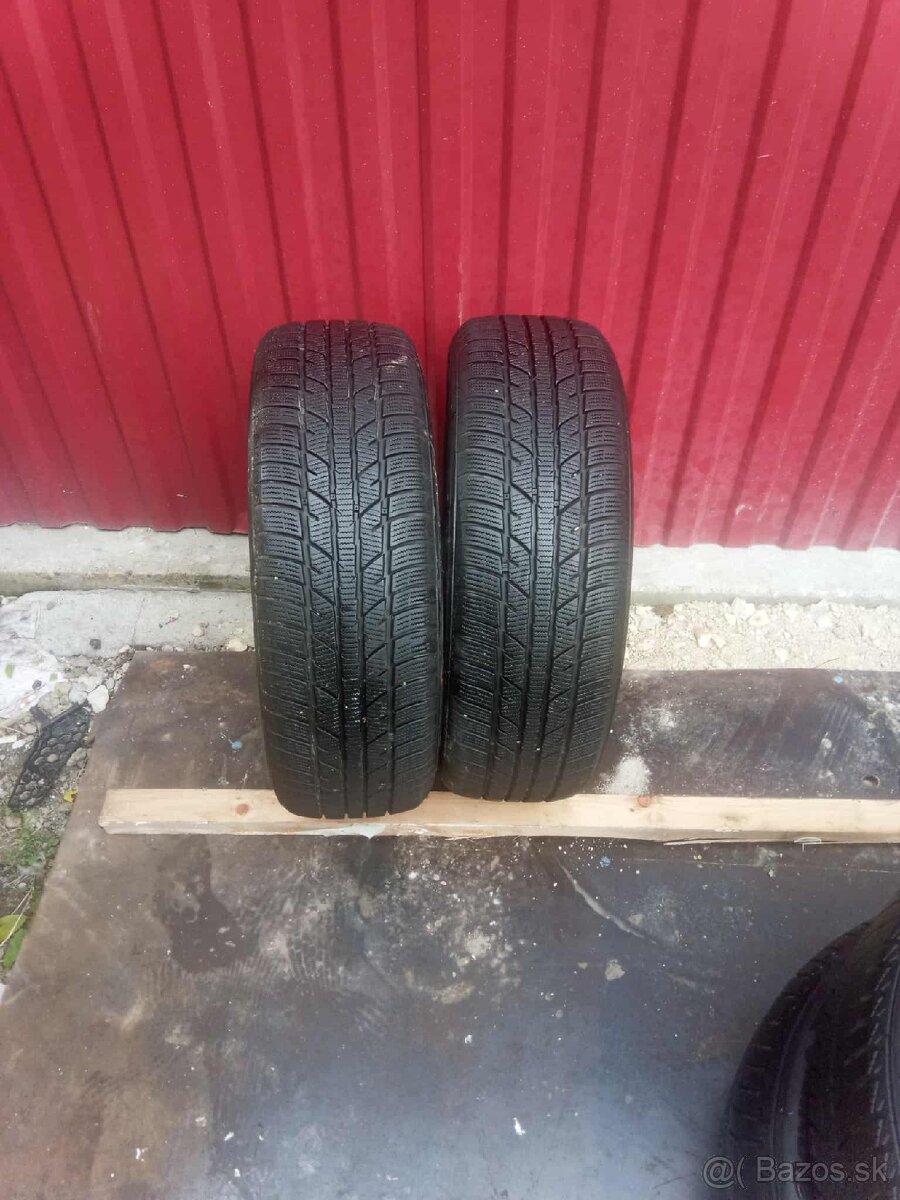 Predám 2ks zimné pneu.195/65R15 zeetex dezen 5,2mm