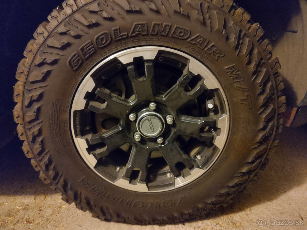 YOKOHAMA Geolandar M/T 245/75/R16 offroad