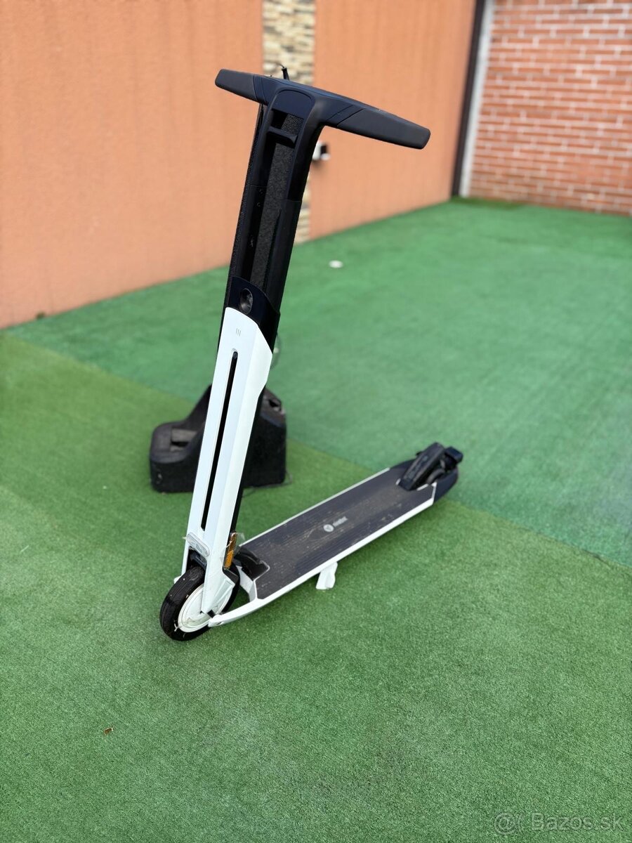 Elektrická kolobežka