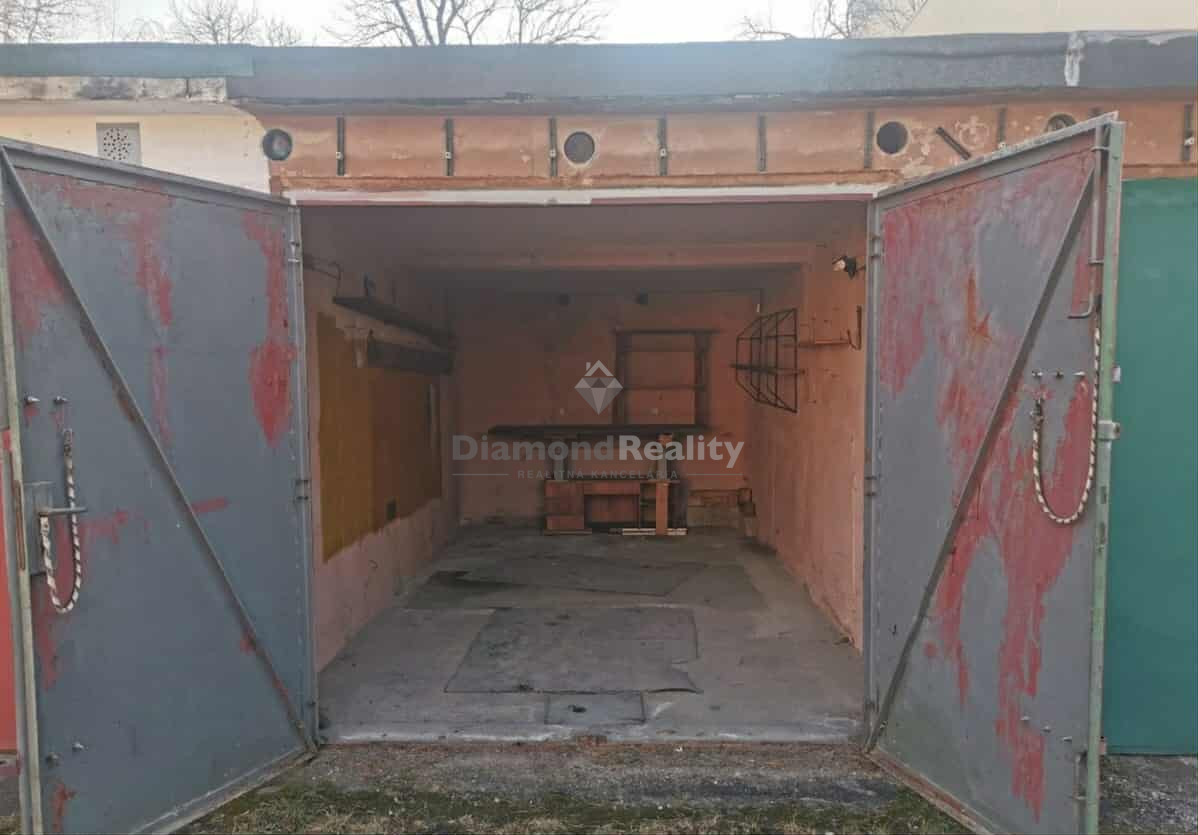 NA PREDAJ GARÁŽ, KALVÁRIA, KOŠICE  SEVER