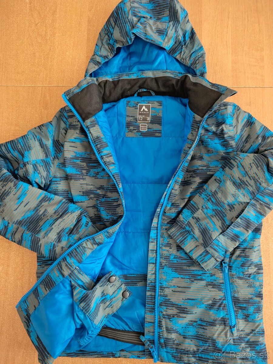 Lyžiarska bunda a otepľovačky