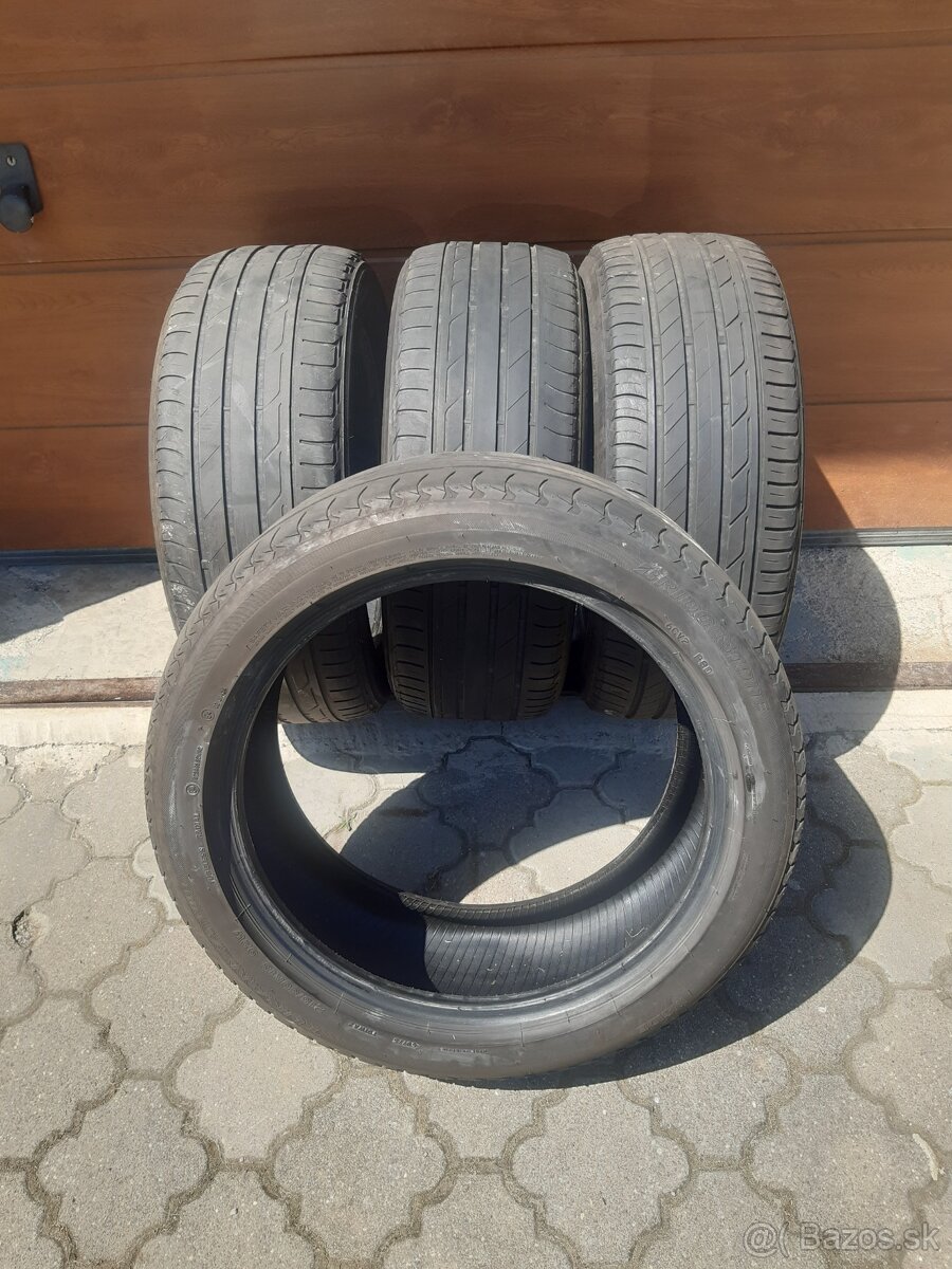 Letné pneumatiky 215/50/R18