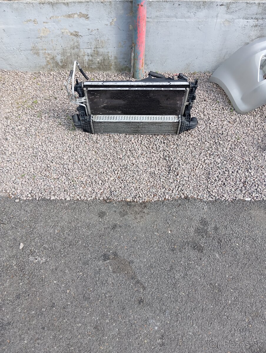 Náhradné dieli na Ford c max19 dci