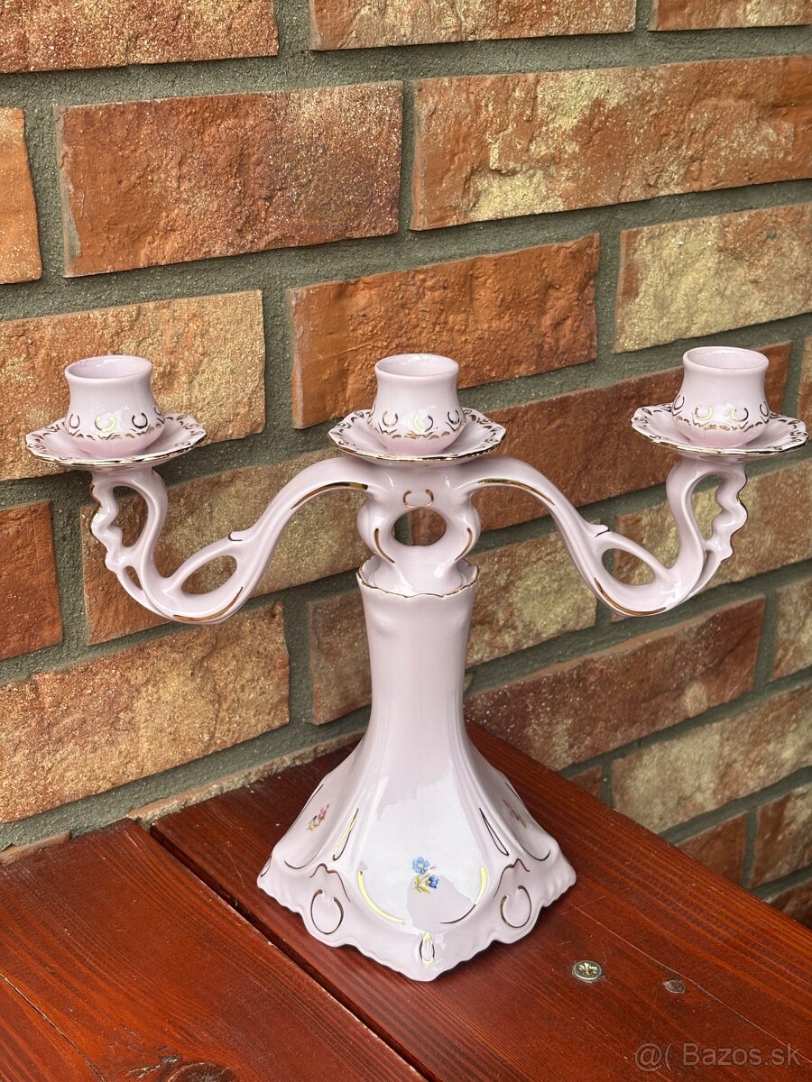 Ruzovy porcelan Chodov svietnik