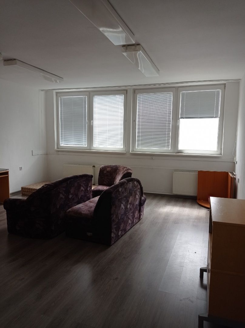 Kancelárske priestory na Panónskej ceste na prenájom 13-34m2