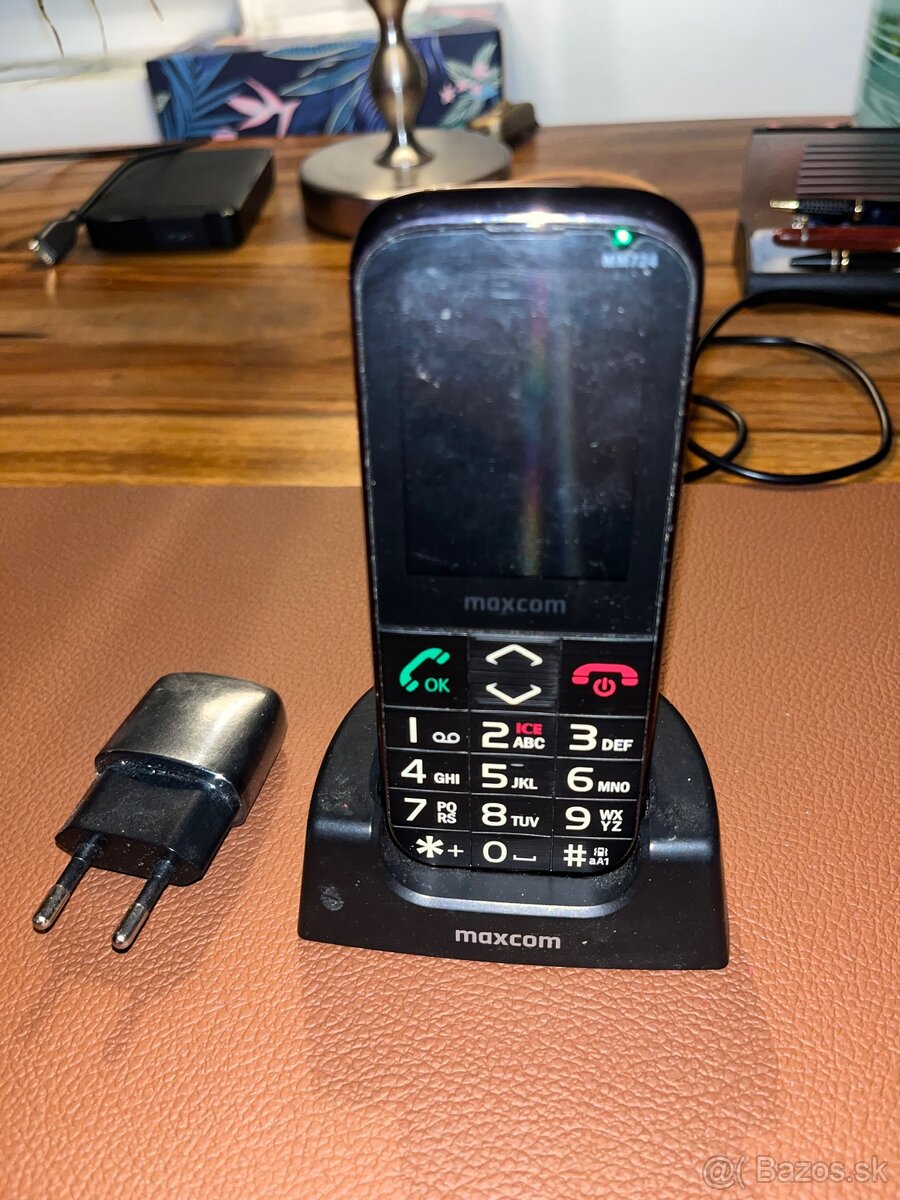 Maxcom telefon pre starsich ludi