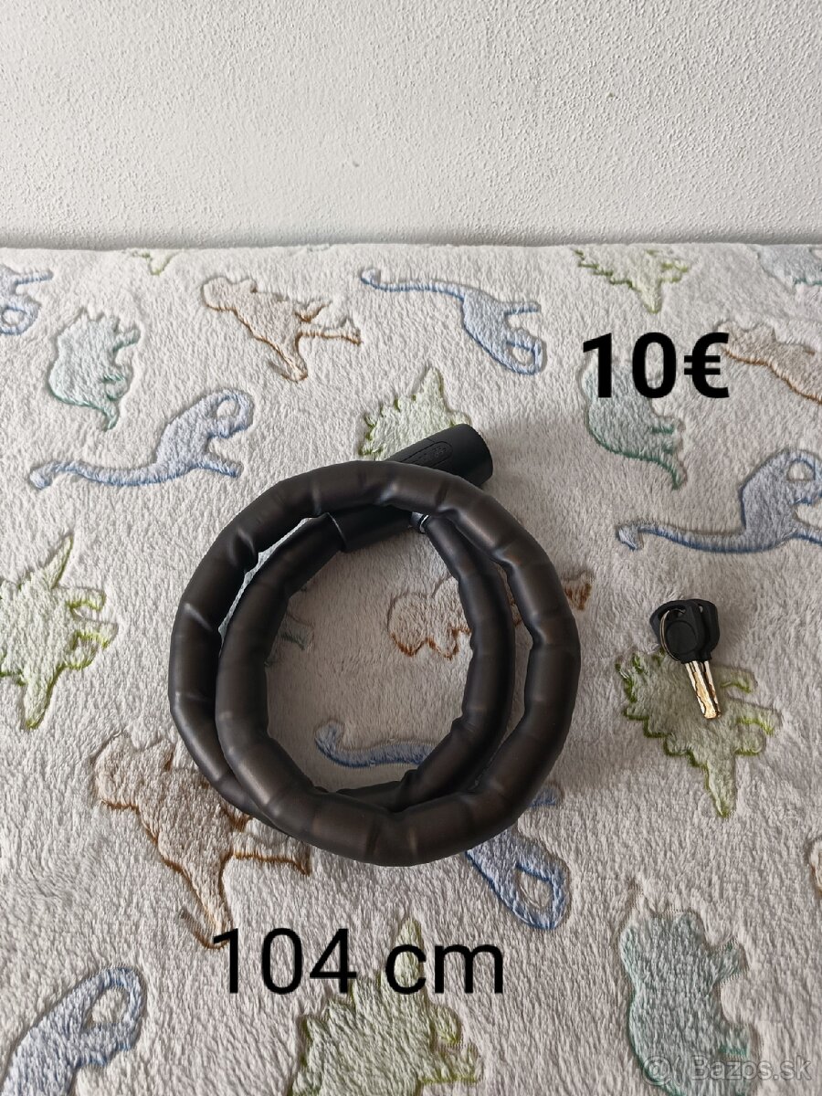Svetlá, zámok na bicykel