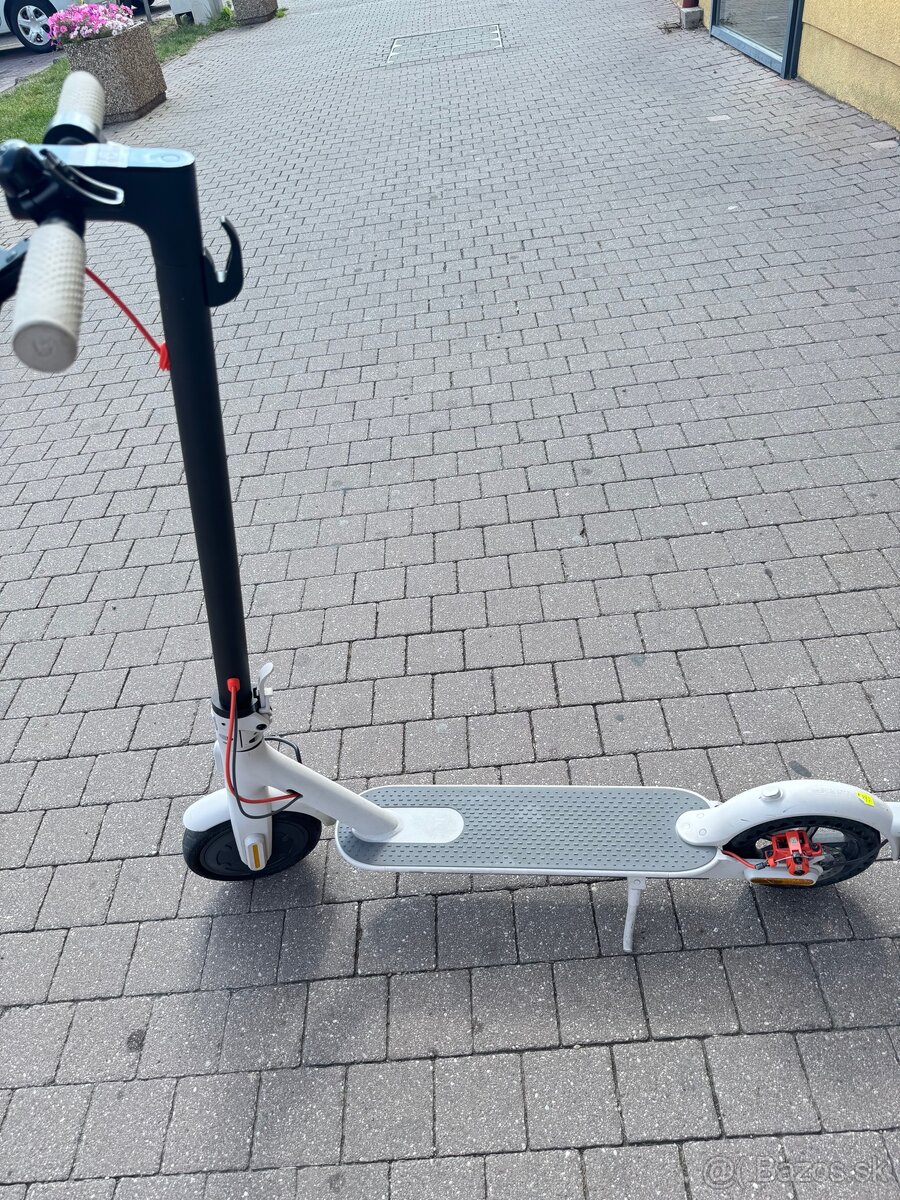 Elektrická kolobežka Xiomi 3