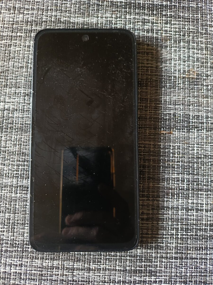 Predám Xiaomi Redmi 15 ..8+8 GB/ 256 gb
