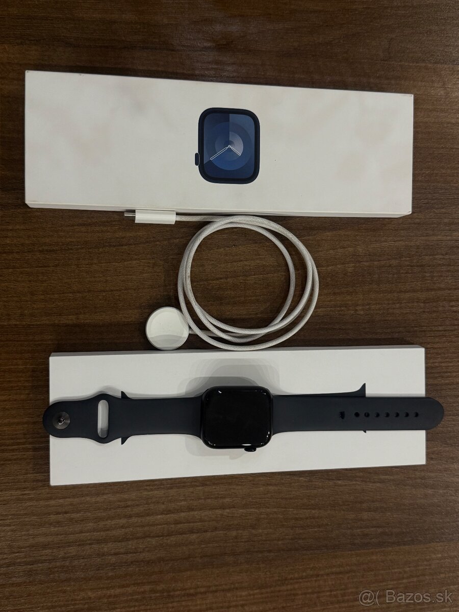 Apple Watch Series 9 (45mm) – TOP stav, ako nové