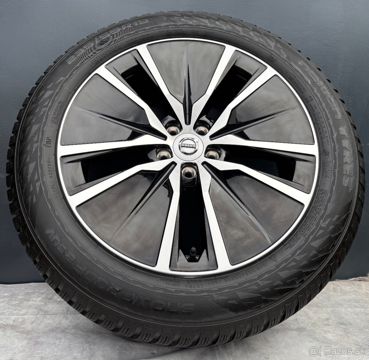 Originál zimní alu Volvo XC90 235/55/19 105V