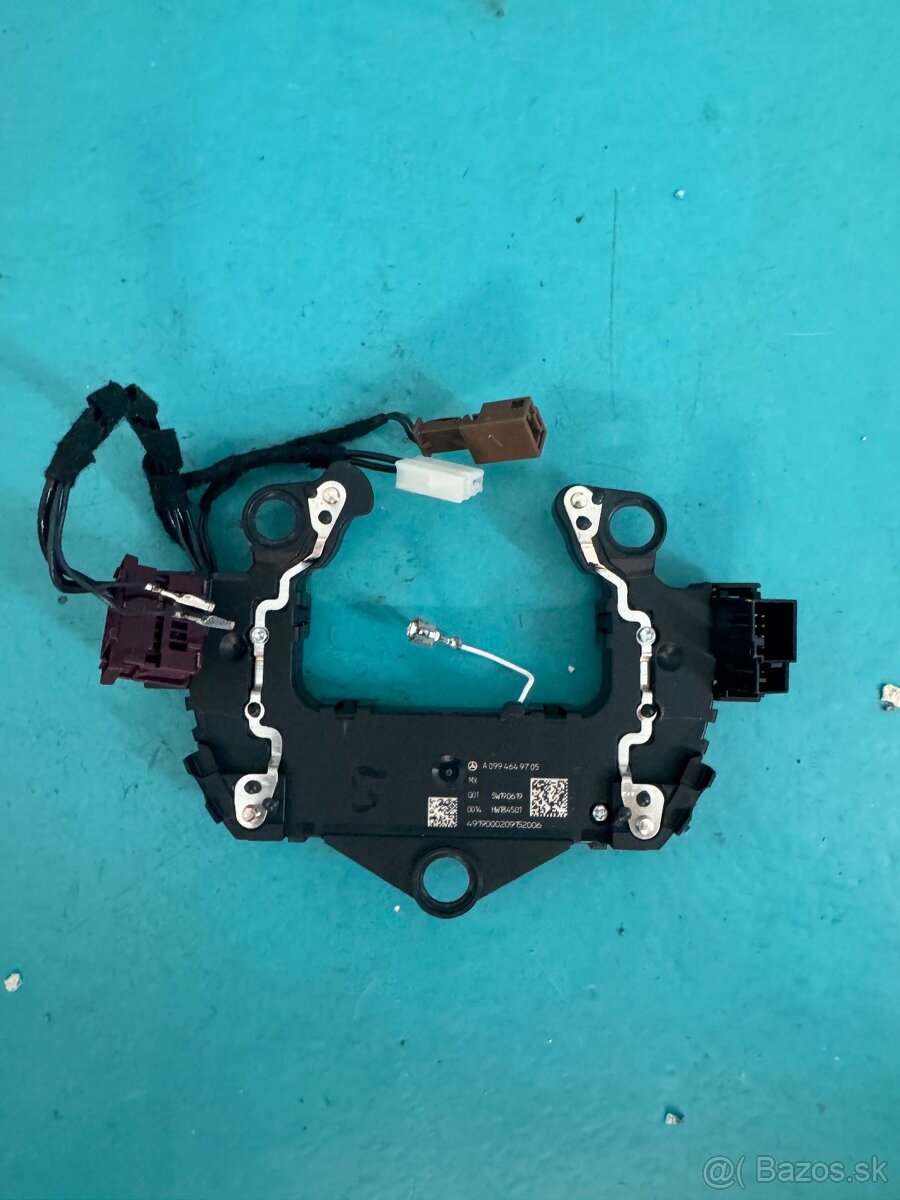 Kruzok pod volant Mercedes S classe