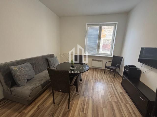 Ubytovanie priamo v centre Piešťan - samostatný 4-izbový byt