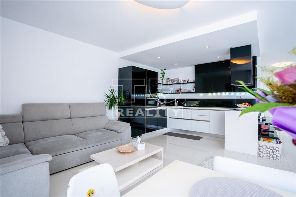 TUreality ponúka krásny a atraktívny 4i mezonet na...