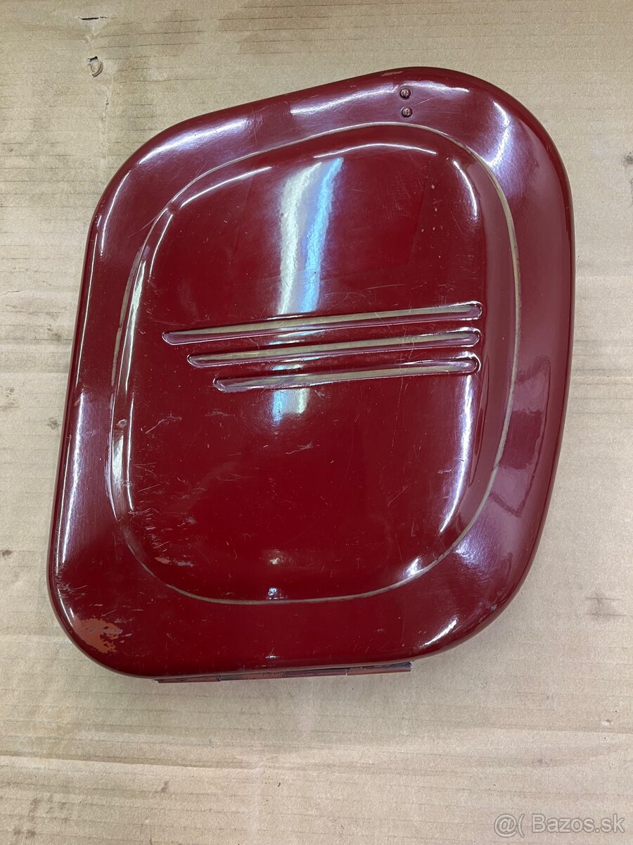 Jawa Panelka - kaslík.