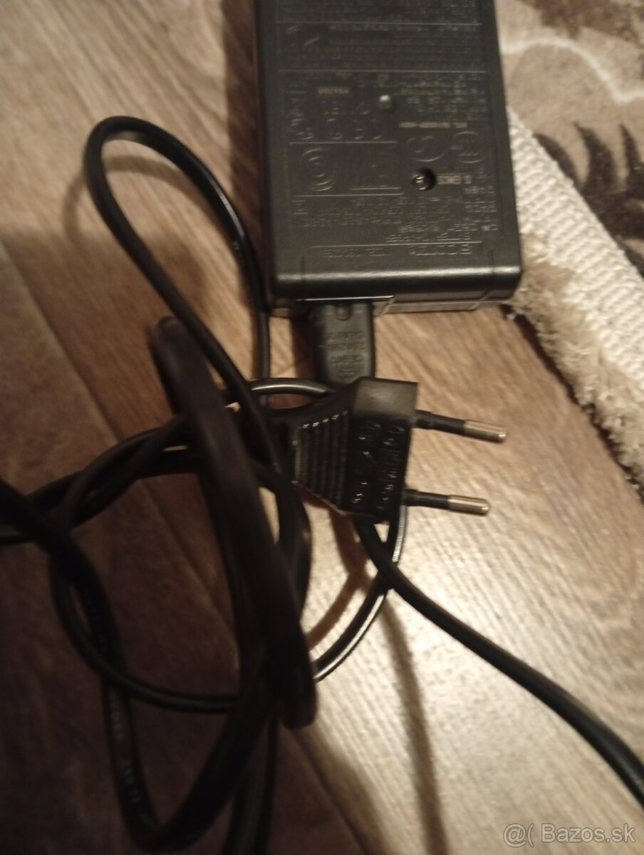 Nabíjačka adaptér na Fotaky Sony