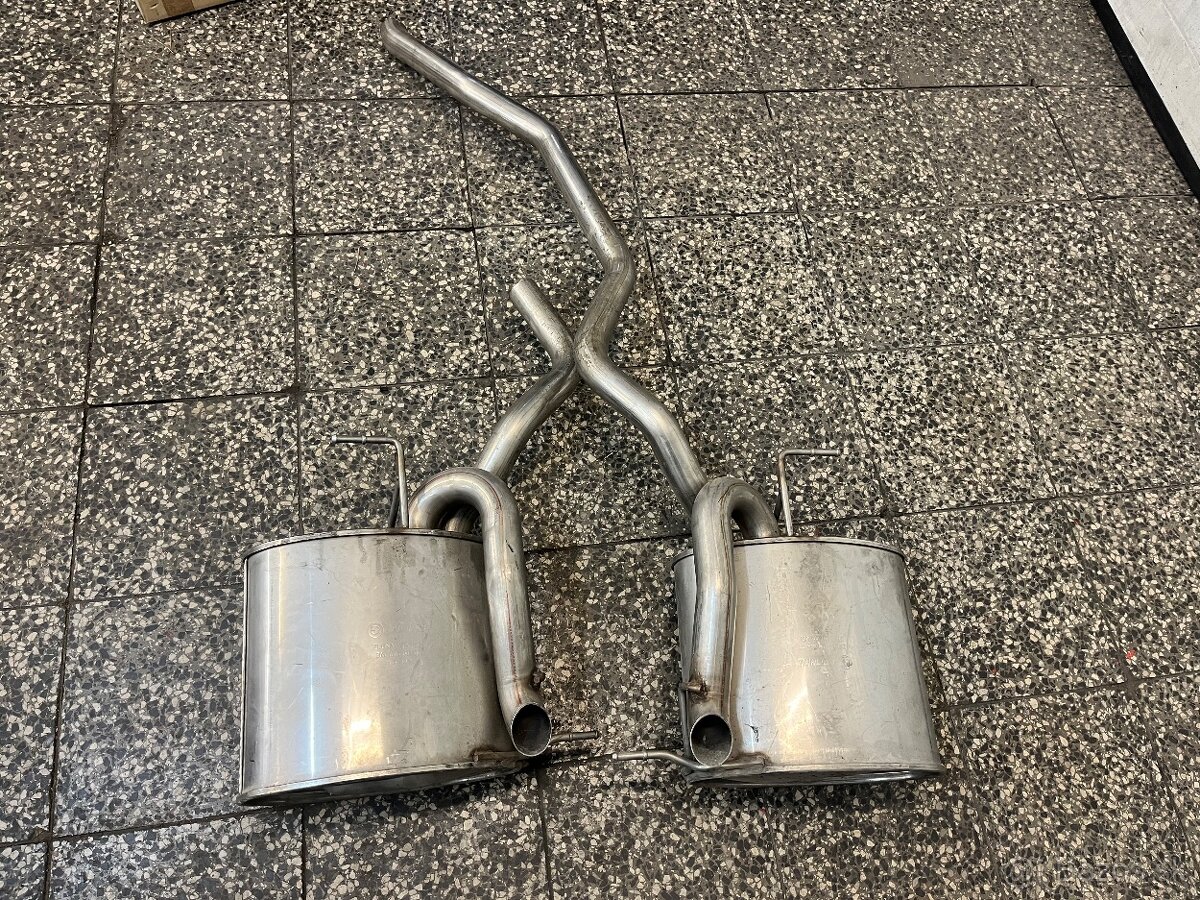 BMW X5 E53 Zadný tlmič výfuku originál