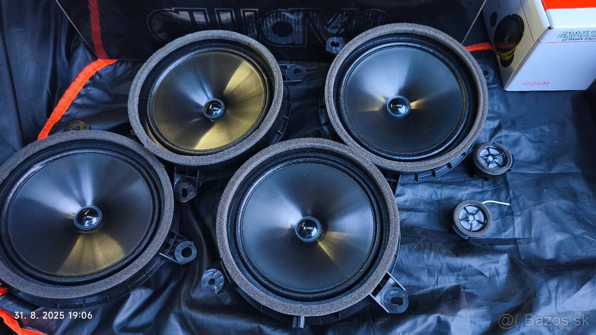 Original Toyota Corolla TS repro Pioneer