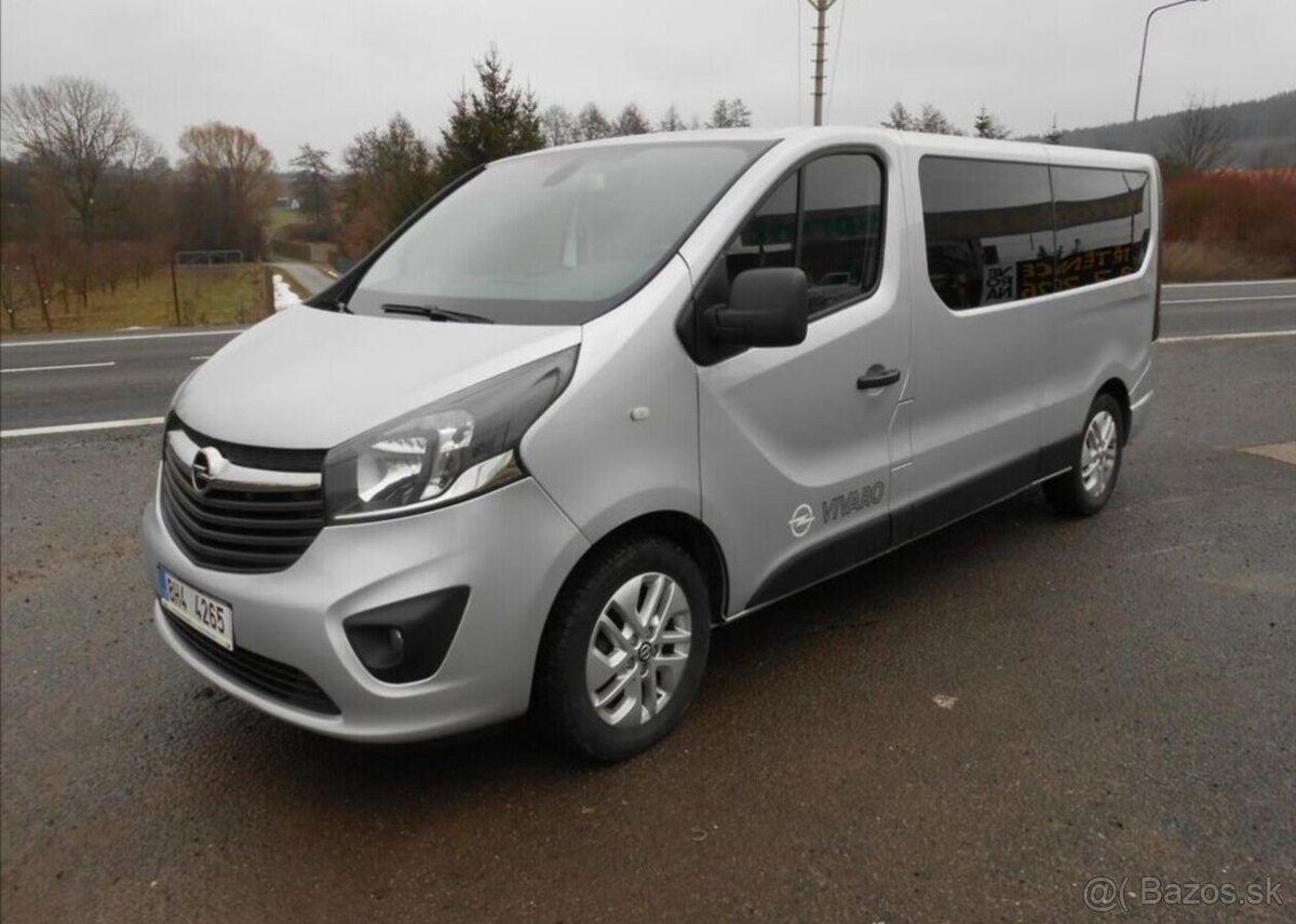 Opel Vivaro 1,6 92 kW 9 Míst Serviska nafta