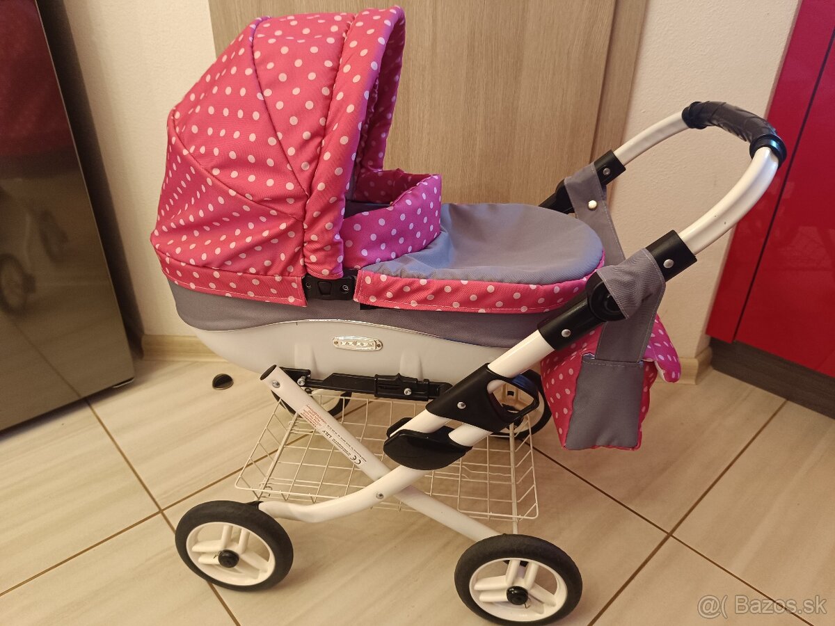 Kočík pre bábiku + rôzne doplnky