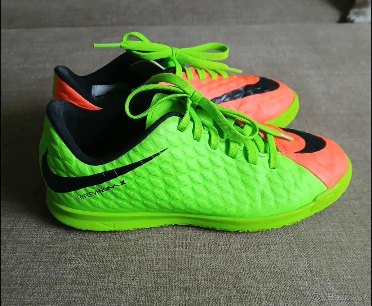 Kvalitné hypervenom halovky zn.Nike