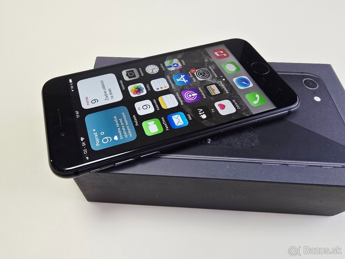 Apple iPhone 8 64GB Space Gray,KAPACITA BATÉRIE 100%