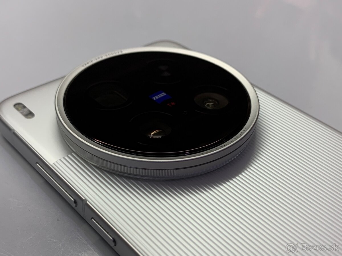 Vivo x200 Ultra 16/512