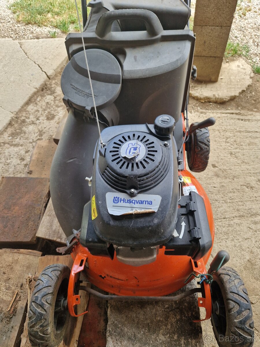 Husqvarna R152svh