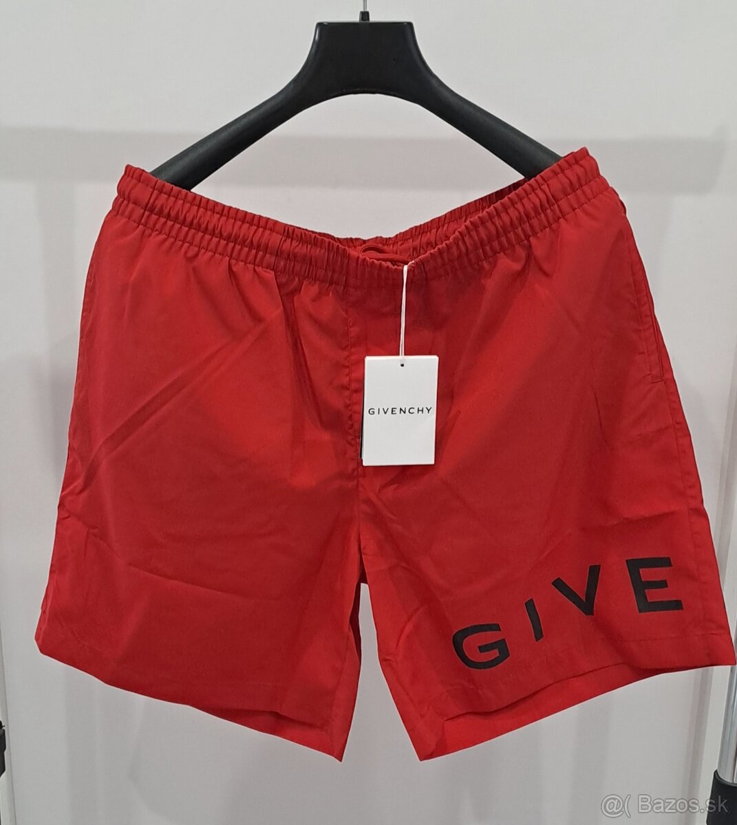 GIVENCHY PLAVKY 1