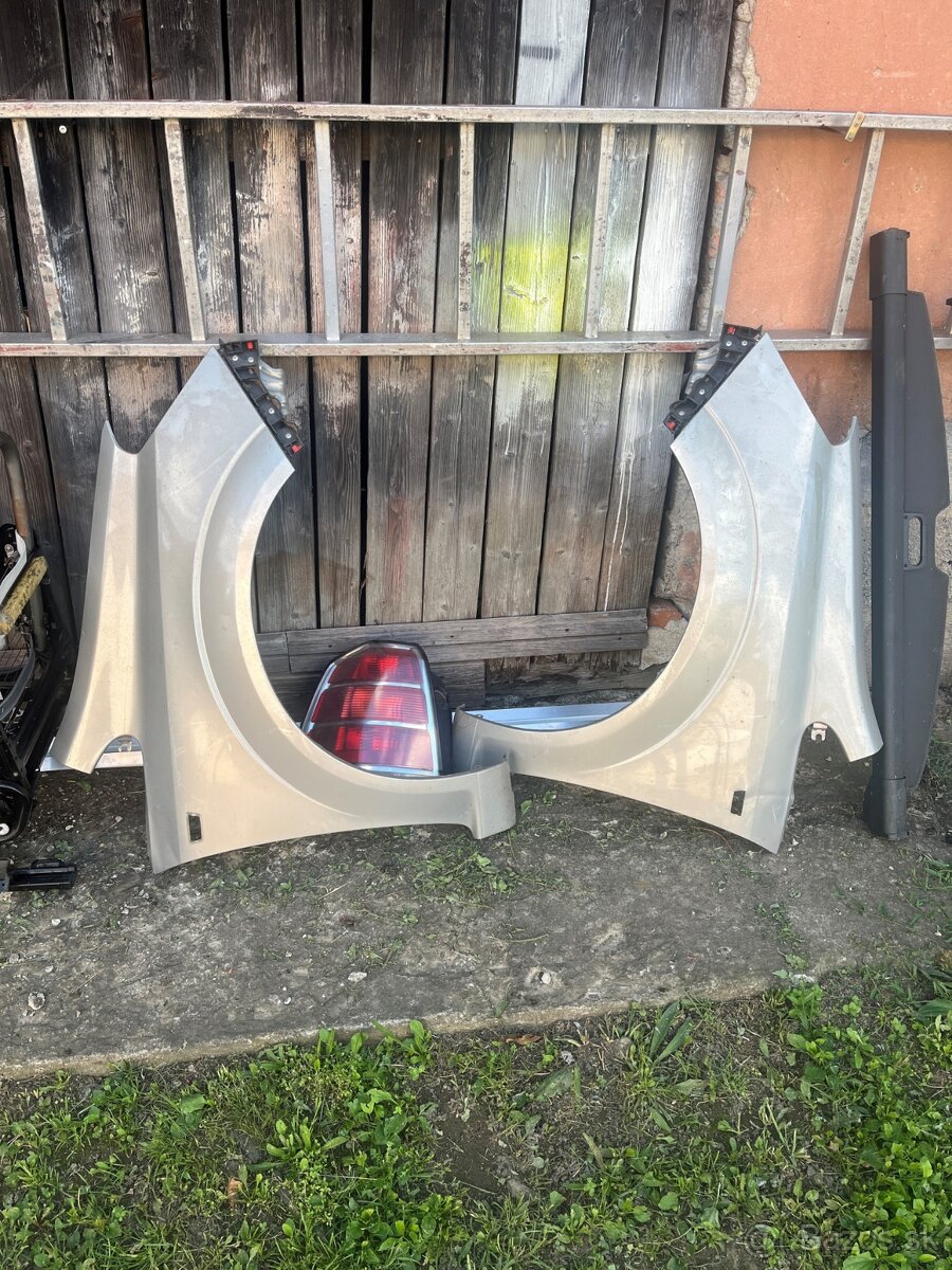 Rozpredám opel zafira